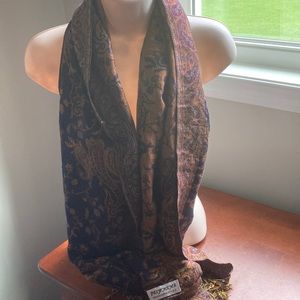 Pashmina Scarf/Wrap 55% Pashmina 45% Silk  28 inches by 76 inches